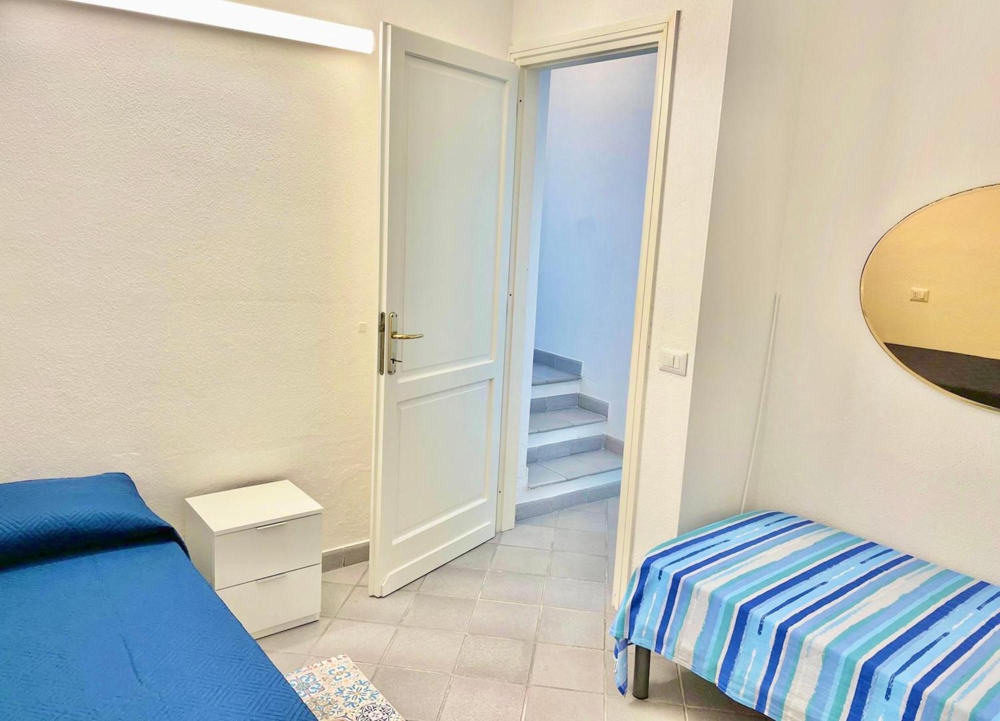 Iss Travel, Panoramic Sea View Ticino - 1 Bedroom Apartments 1,5 Km From The Beach San Teodoro  Eksteriør billede