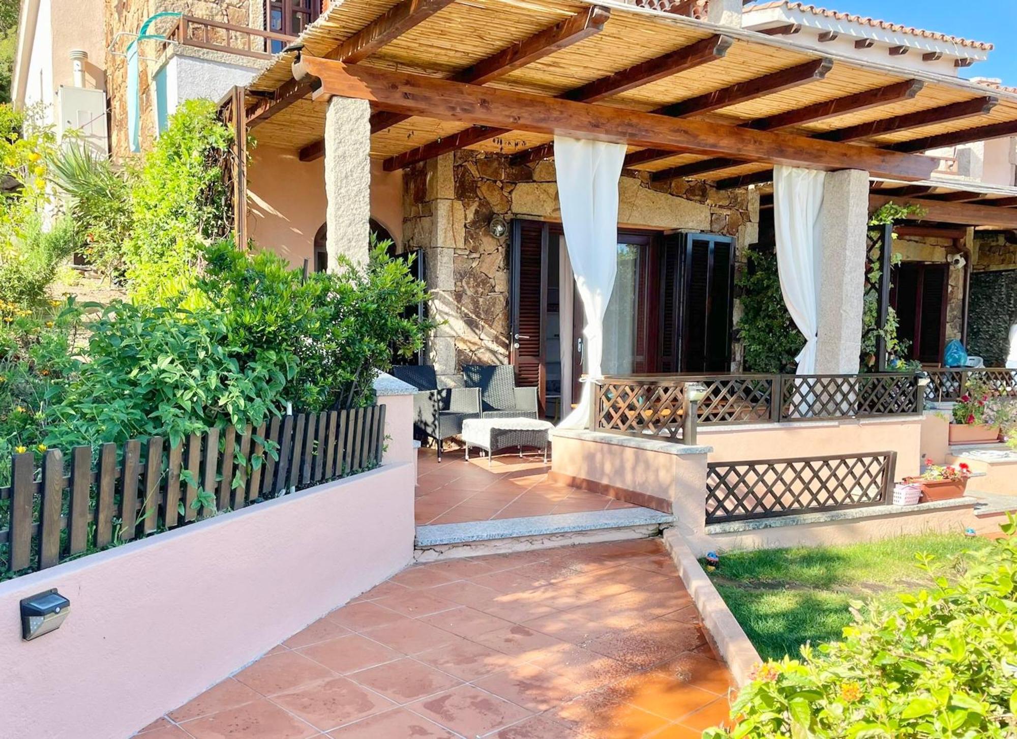 Iss Travel, Panoramic Sea View Ticino - 1 Bedroom Apartments 1,5 Km From The Beach San Teodoro  Eksteriør billede